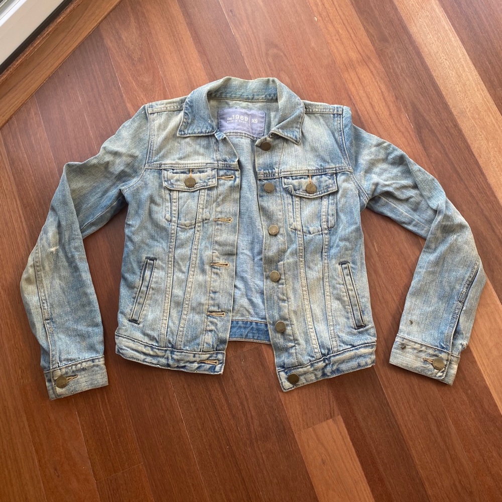 GAP JEAN JACKET